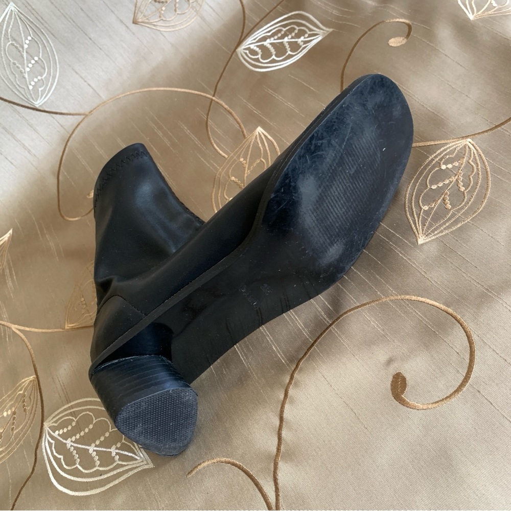 DAMDA Stylish Black Ankle Heeled Boots (23.5) - Picture 5 of 5